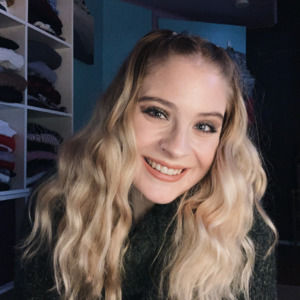 Meet your Posher, Hailey